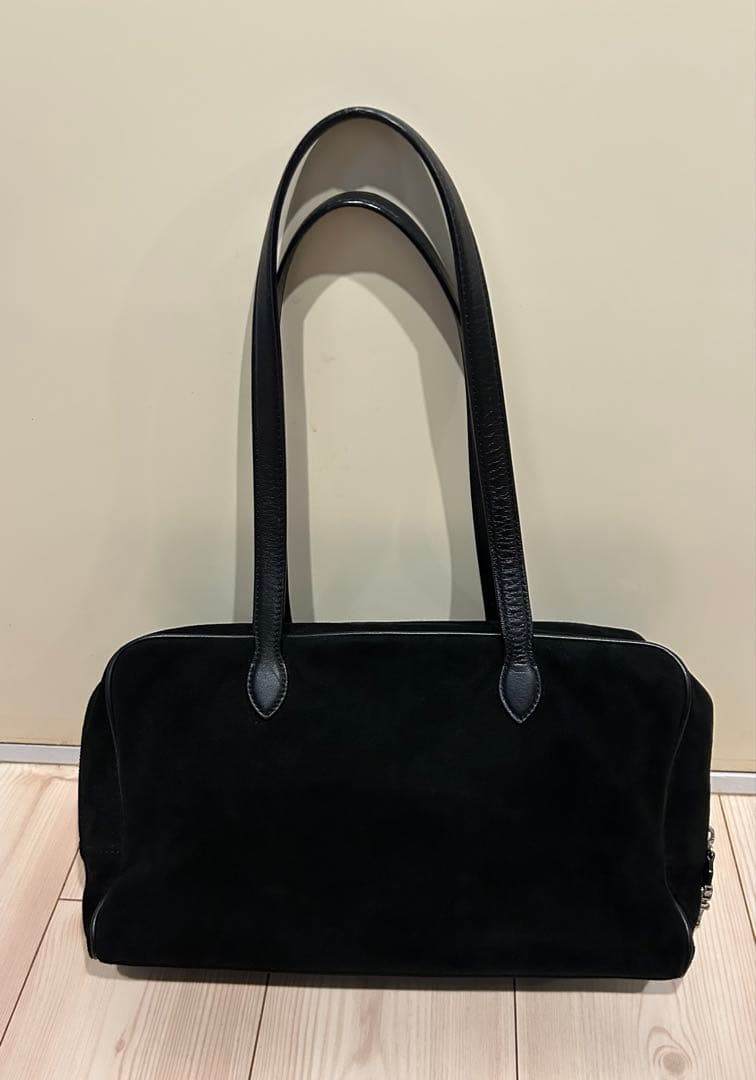 TOUT Y ESTトゥティエ 黒 スエード SAC LOQUET ロケバッグ