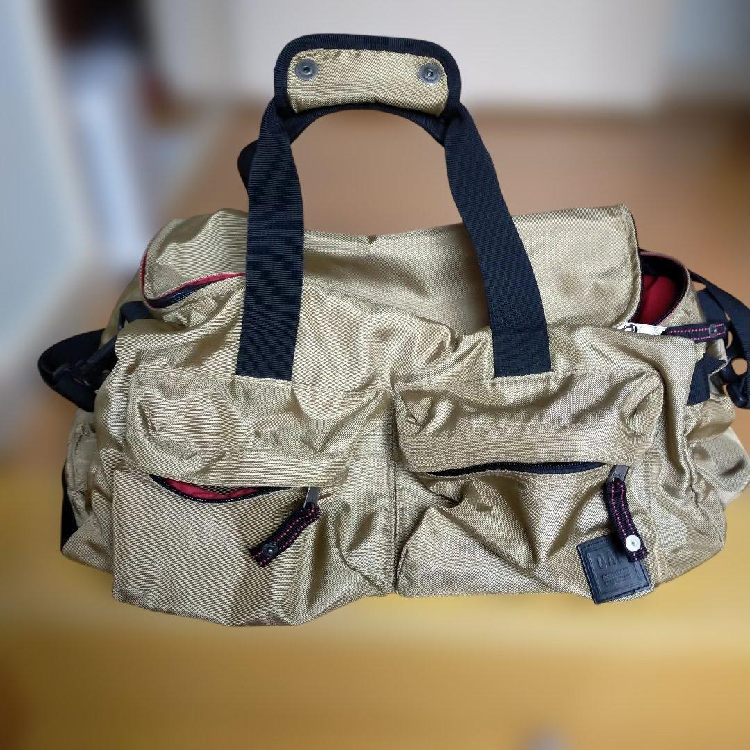 GAP ベージュ ボストンバッグ 耐久性