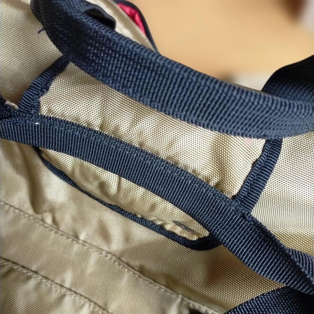 GAP ベージュ ボストンバッグ 耐久性