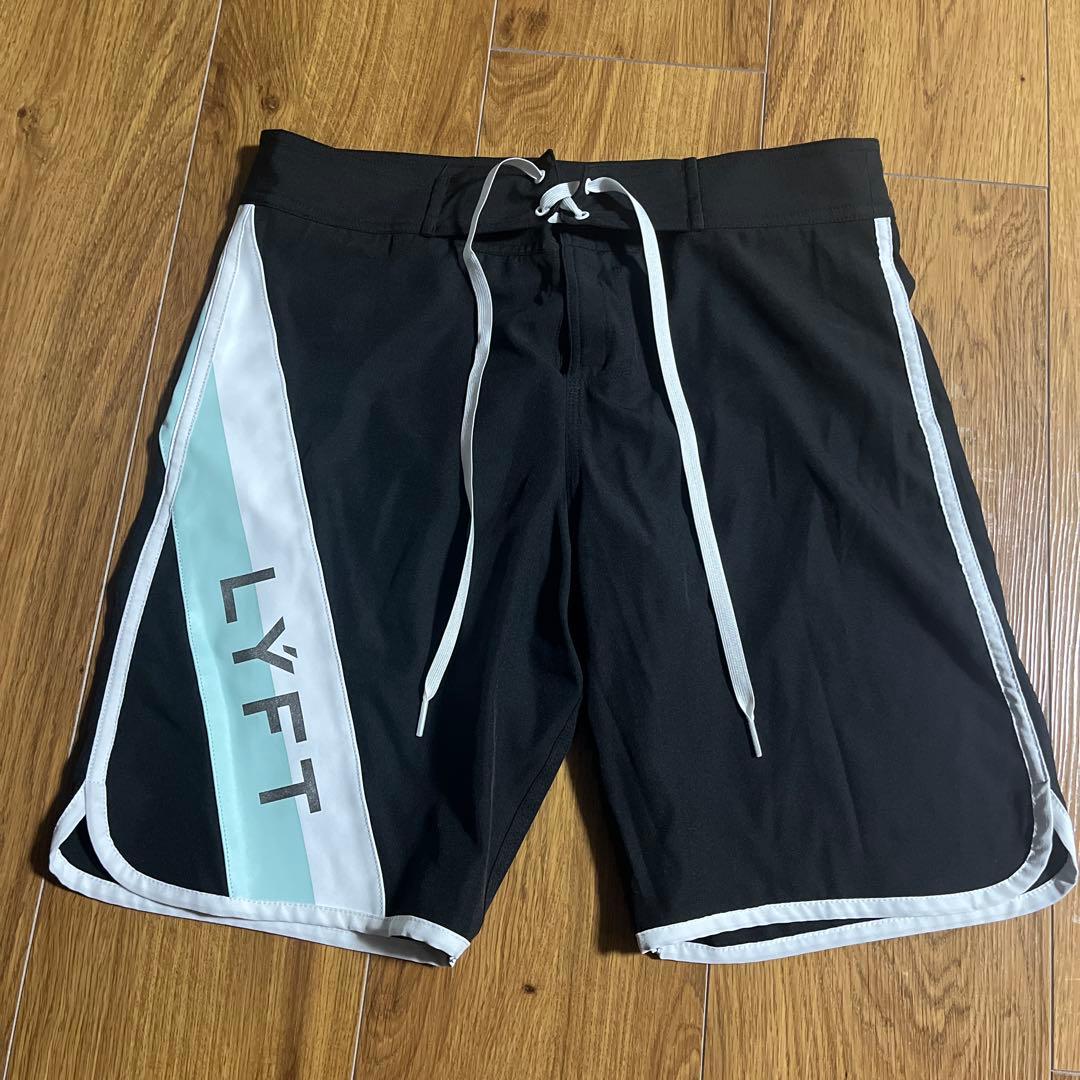 LÝFT サーフパンツ　ミント/ブラック