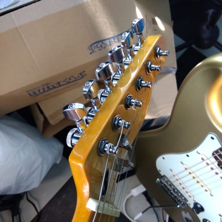 テレキャスタータイプ エレキギター サンバースト