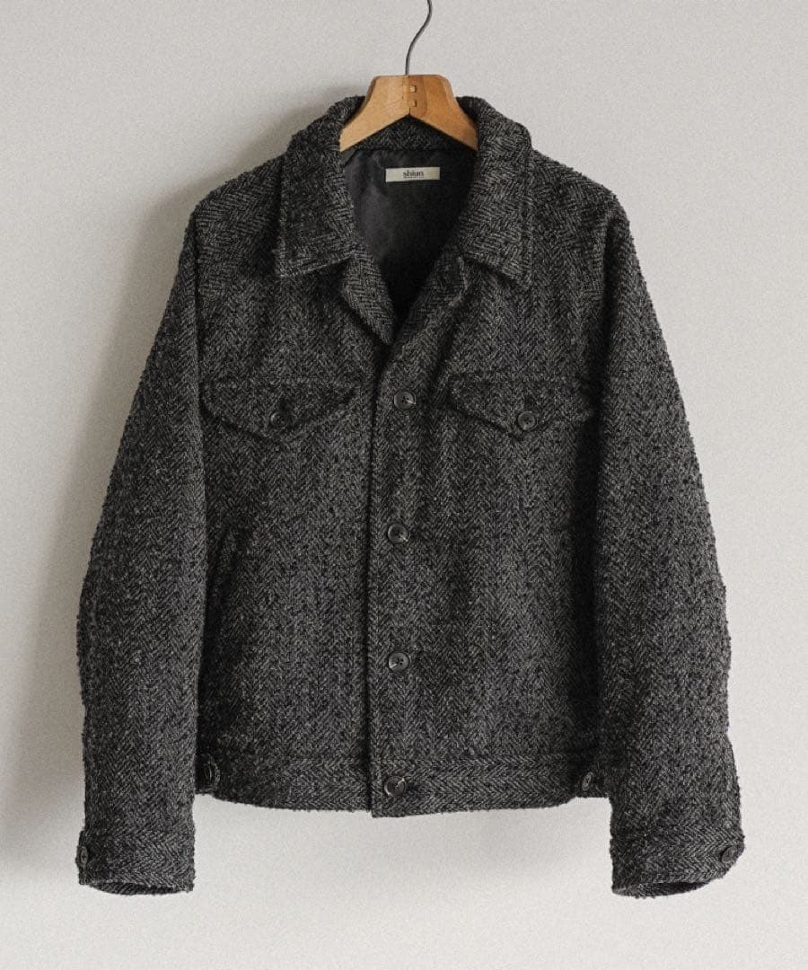 ジャケット・アウター TWEED CROPPED BLOUSON shiun