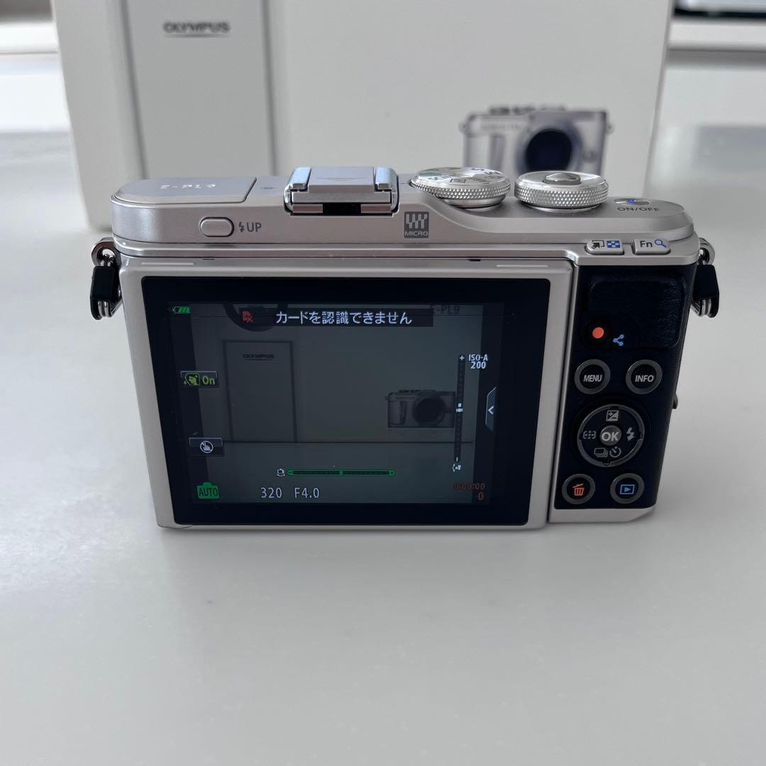 デジタルカメラ OLYMPUS PEN E-PL9