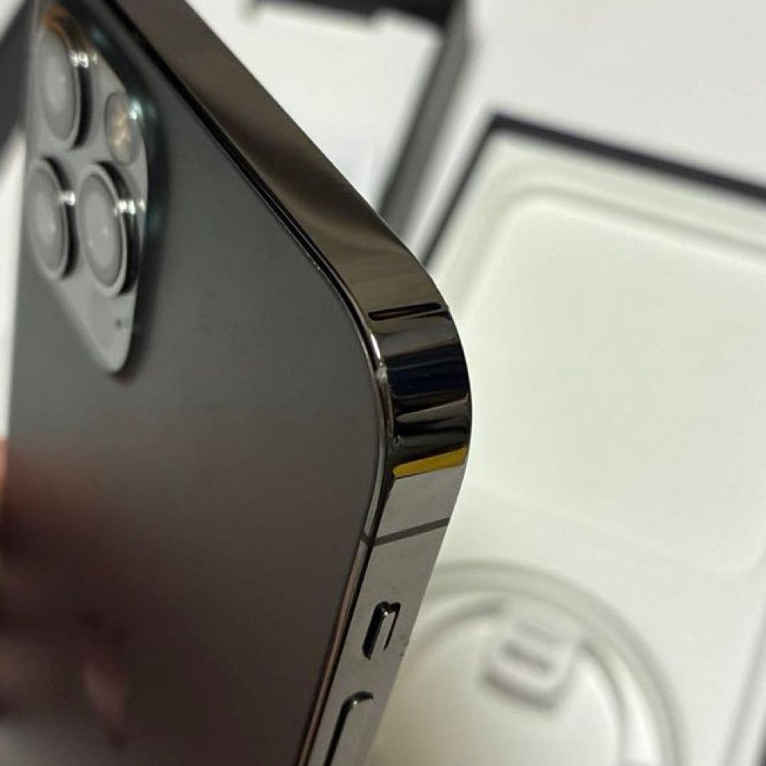 iPhone12pro グラファイト