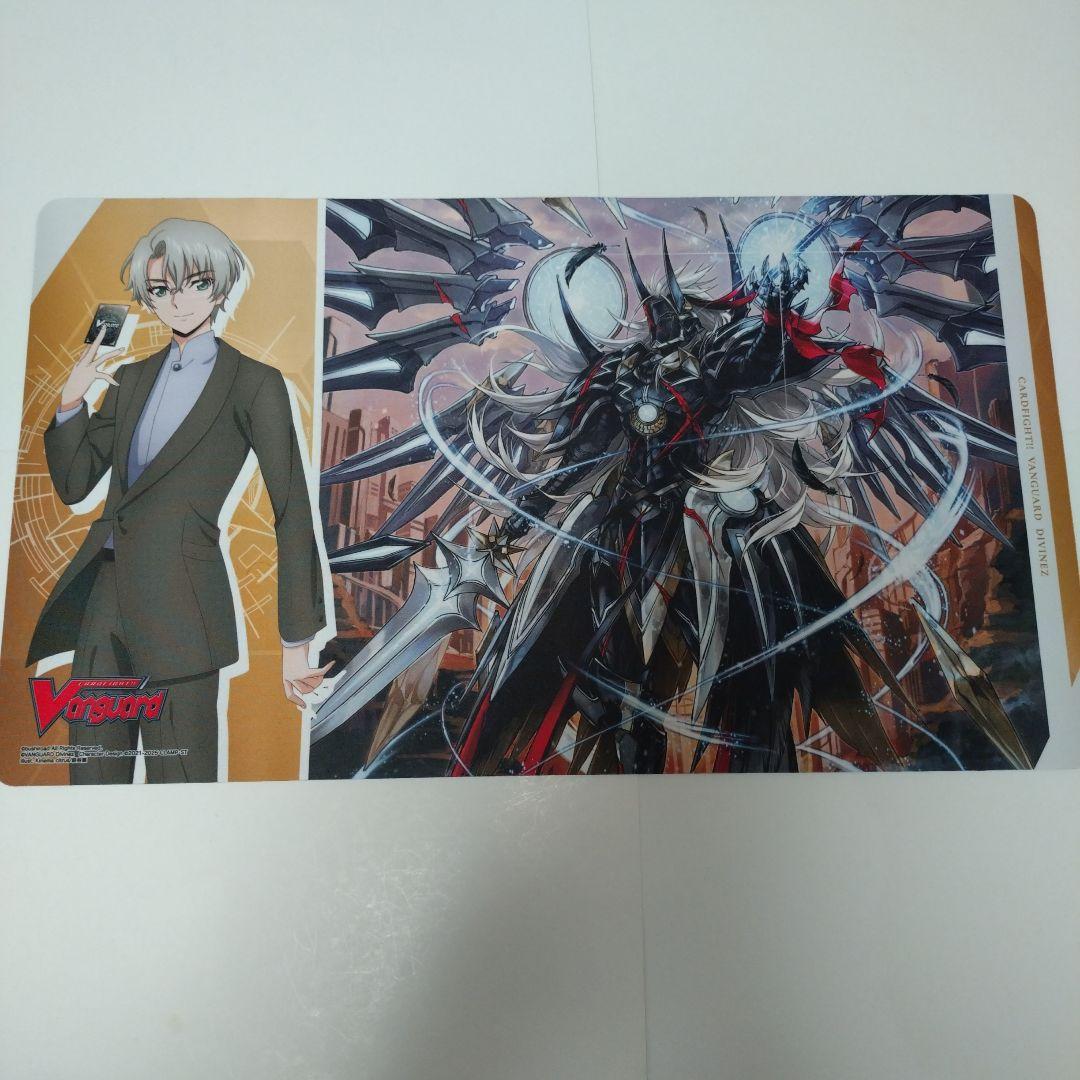 中古　ヴァンガード プレイマット ライカ&ユースベルグ　ラバーマット