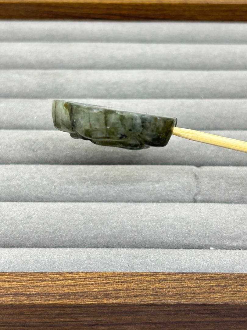 天然石ラブラドライトパーツ　薔薇　No.2242