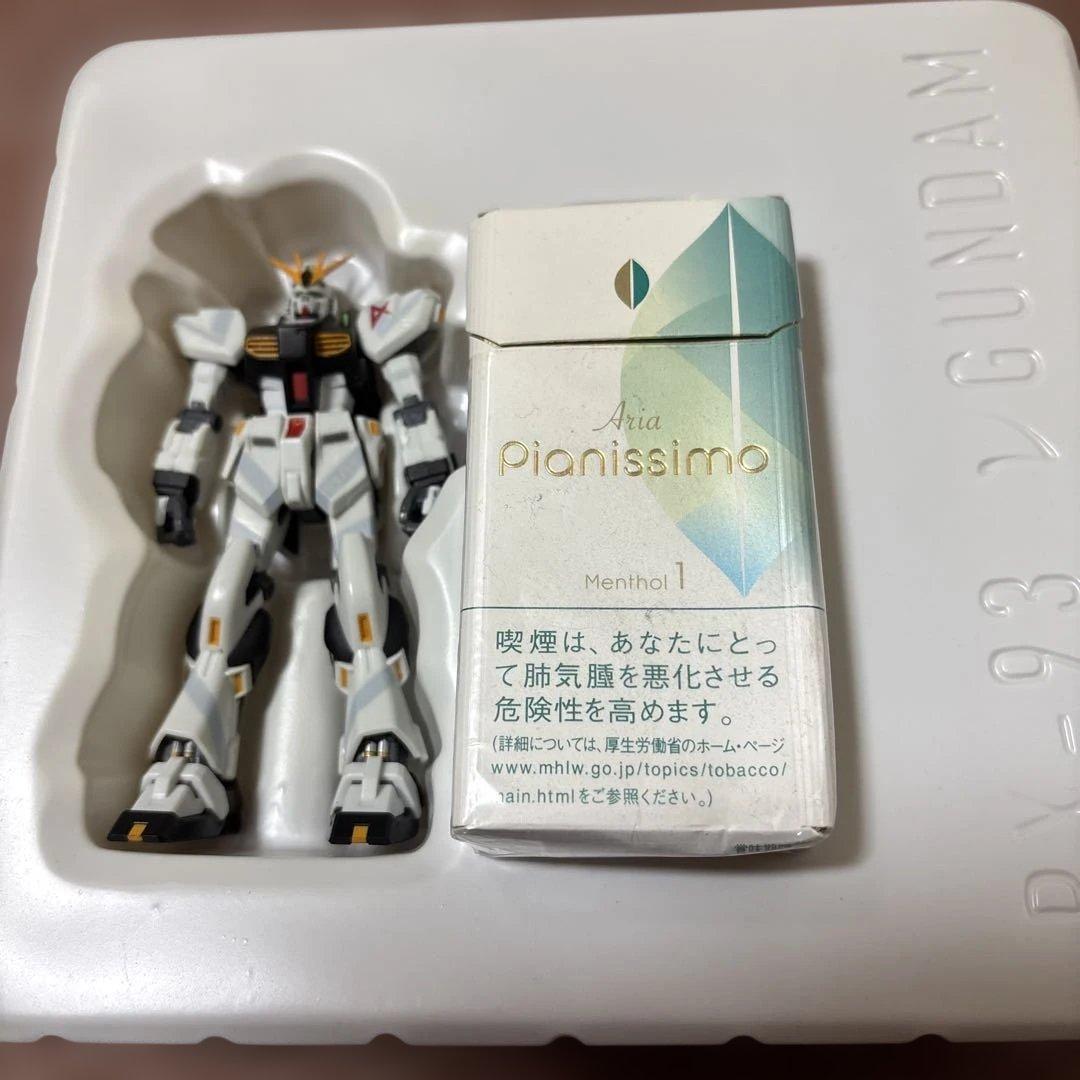 RX-93 νガンダム RG 1/100