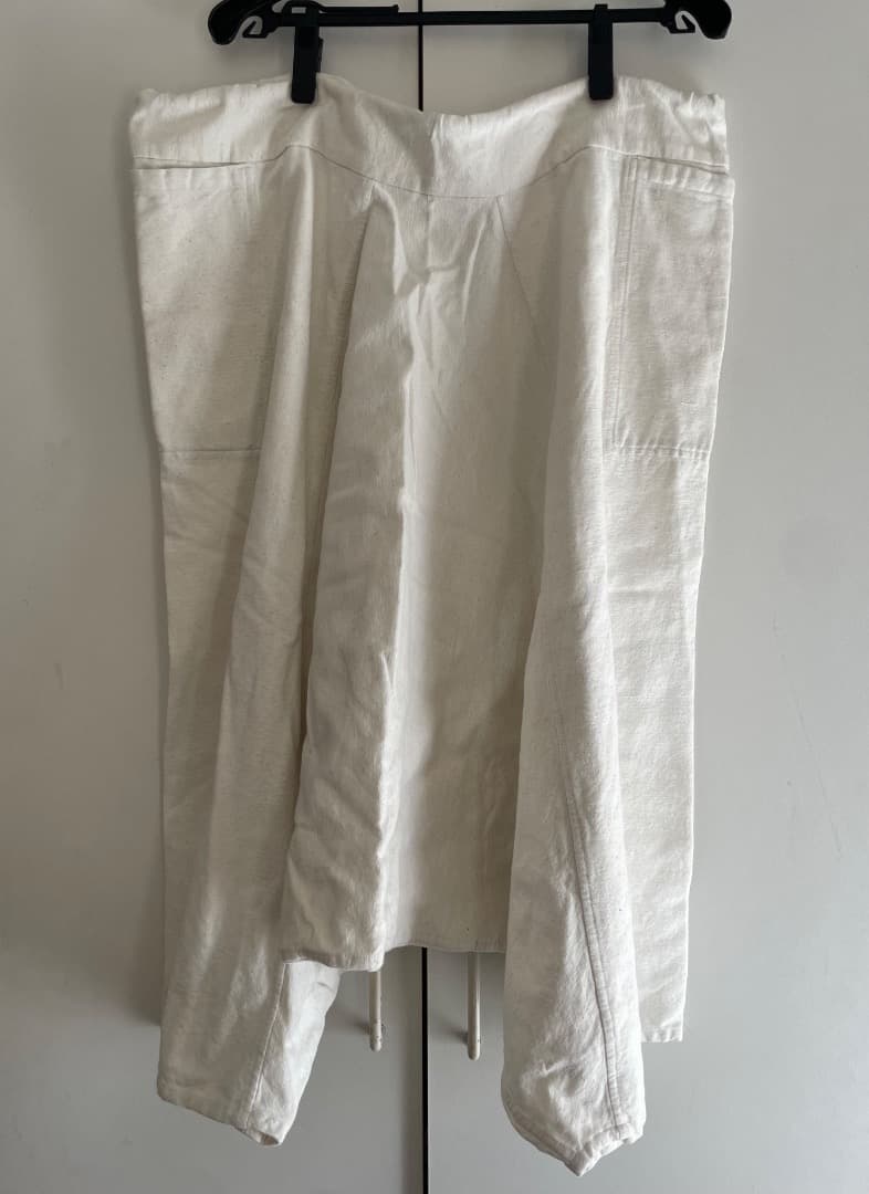 えみおわす　リスパンツ