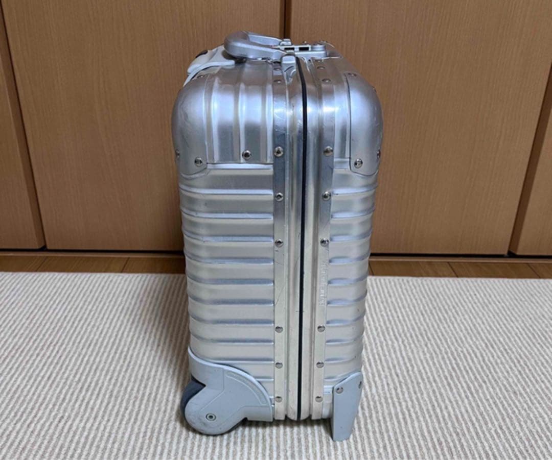 廃版希少☆人気☆黒ロゴ☆リモワ ルフトハンザ ビジネストロリー 28L 2輪