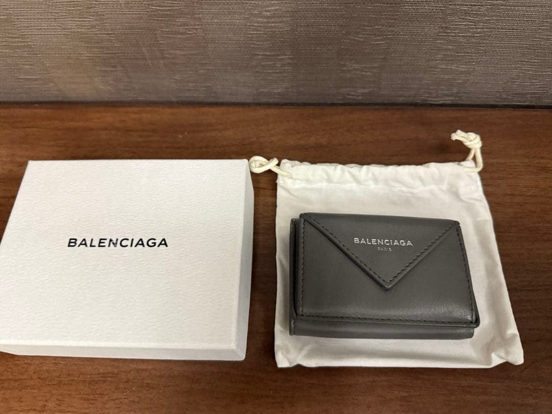 年末お値下げ　BALENCIAGA グレー 三つ折り財布