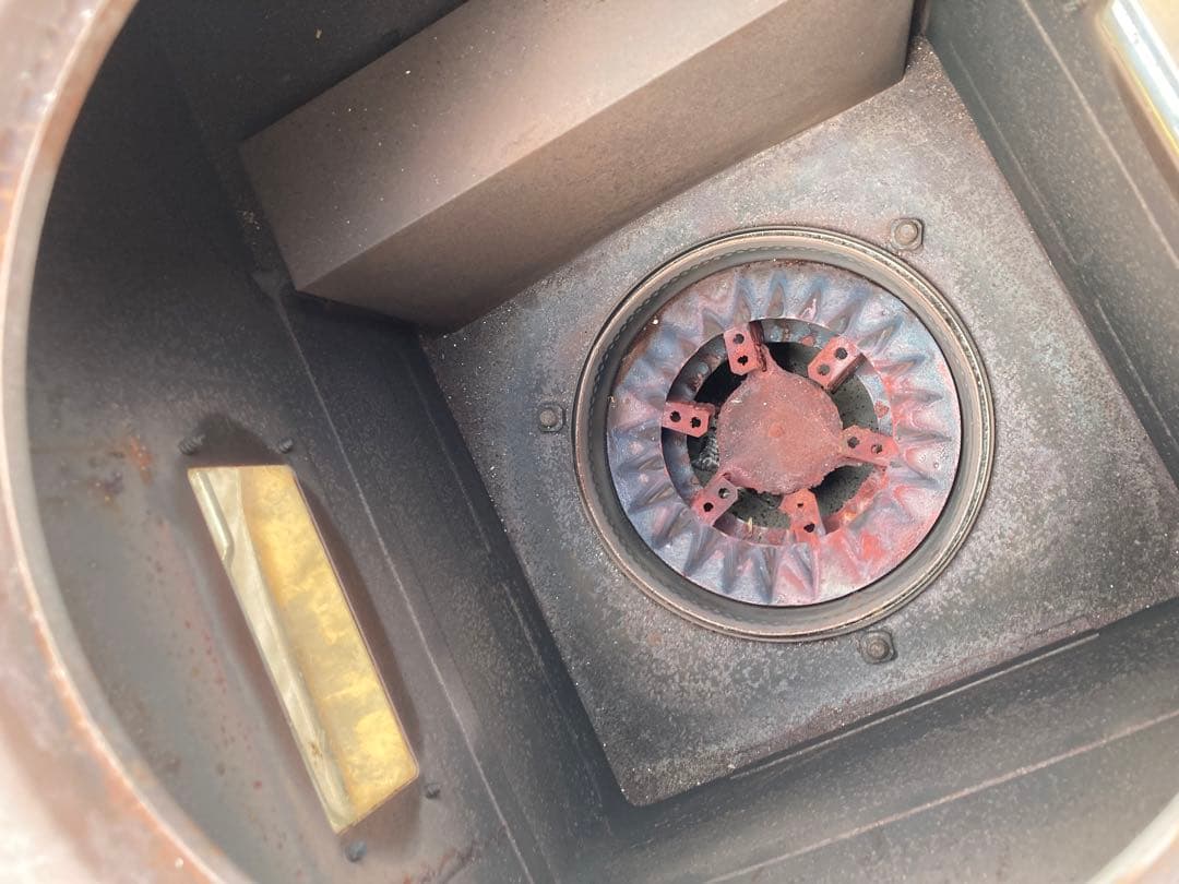 2009年式　サンポット 煙突式 ストーブ 北海道札幌近郊　石油ストーブ