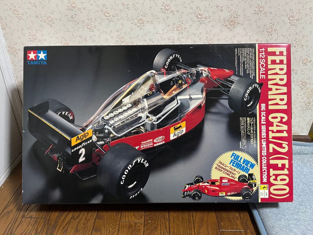 タミヤ　フェラーリ 641/2 (F190) 1/12スケール　未組み立て品