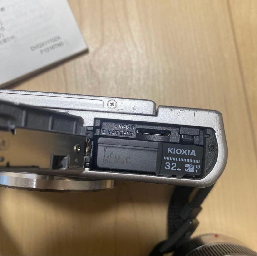 Panasonic DC-GF80W ミラーレスカメラ　LUMIX