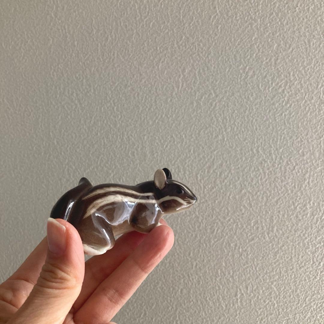 ロモノーソフ　フィギュリン（フィギュア)置物 りす　希少シマリス　お探しの方に♪