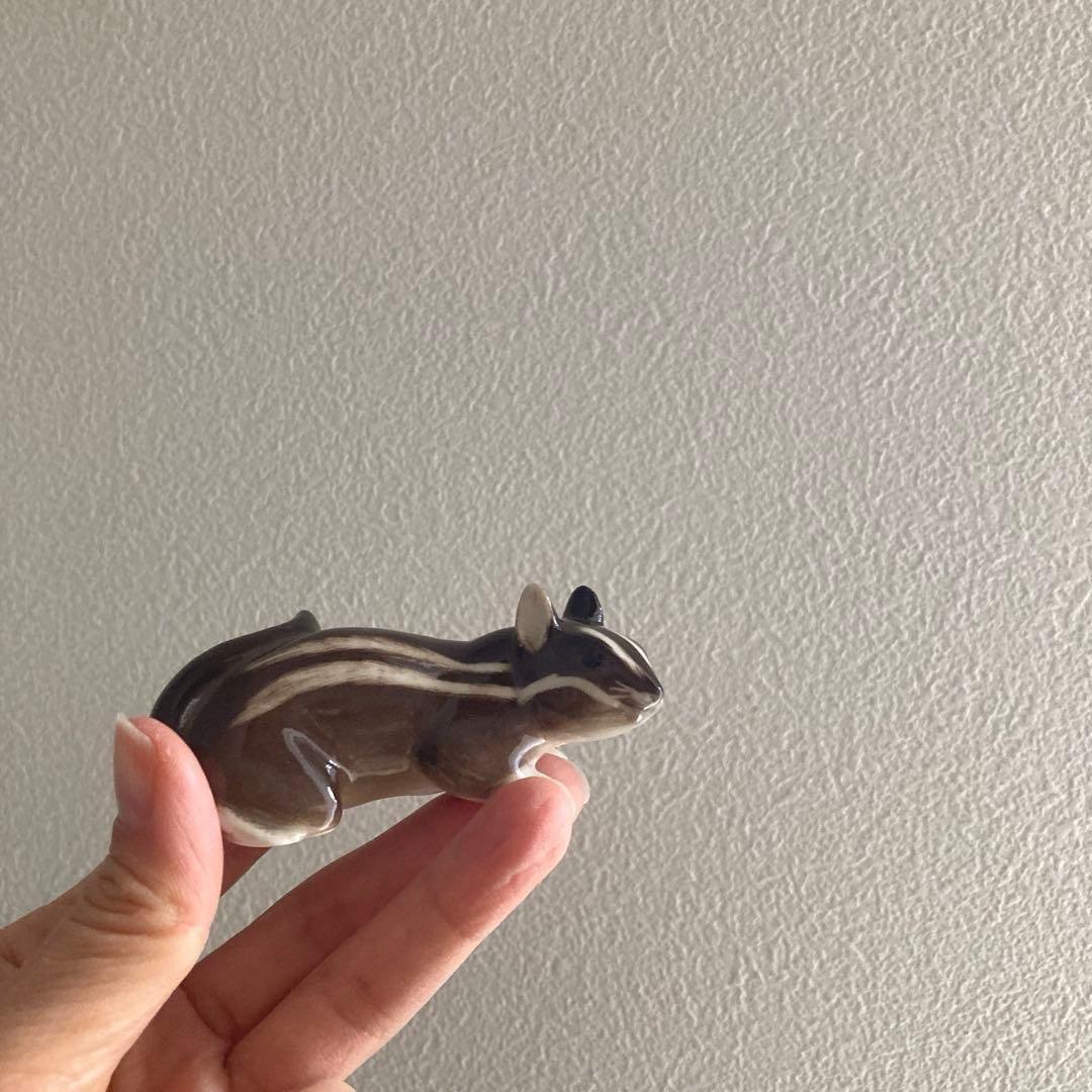 ロモノーソフ　フィギュリン（フィギュア)置物 りす　希少シマリス　お探しの方に♪