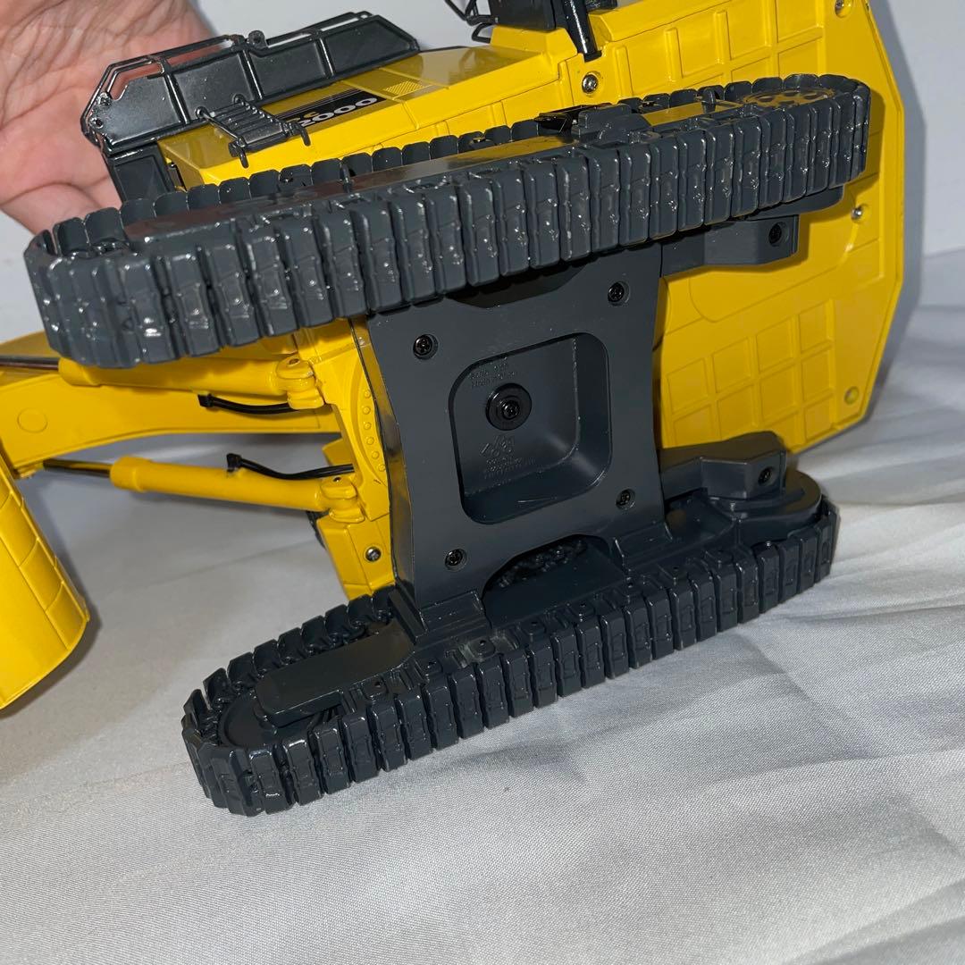 【現状品】コマツ建機　PC2000-8 バケット仕様　1/50