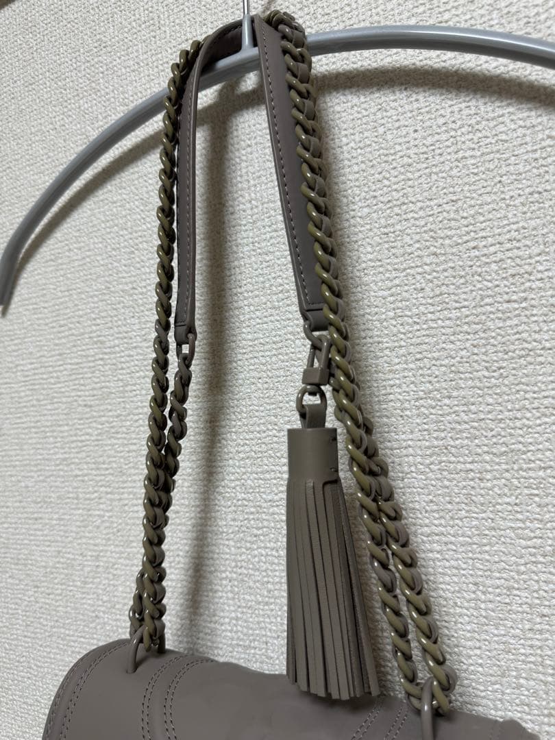 【美品】Tory Burchトリーバーチ マットグレー　ショルダーバック