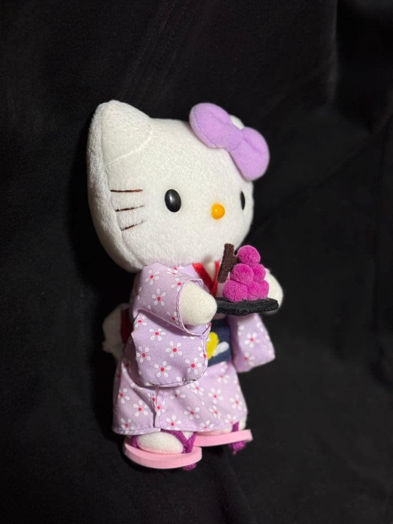 ご当地キティ　サンリオ　ハローキティ　着物ぬいぐるみ　ぶどう　月見　限定