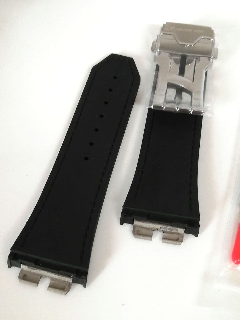 【新品未使用、互換ベルト、バックル付】　ウブロ　ビッグバン　ウニコ　交換ベルト