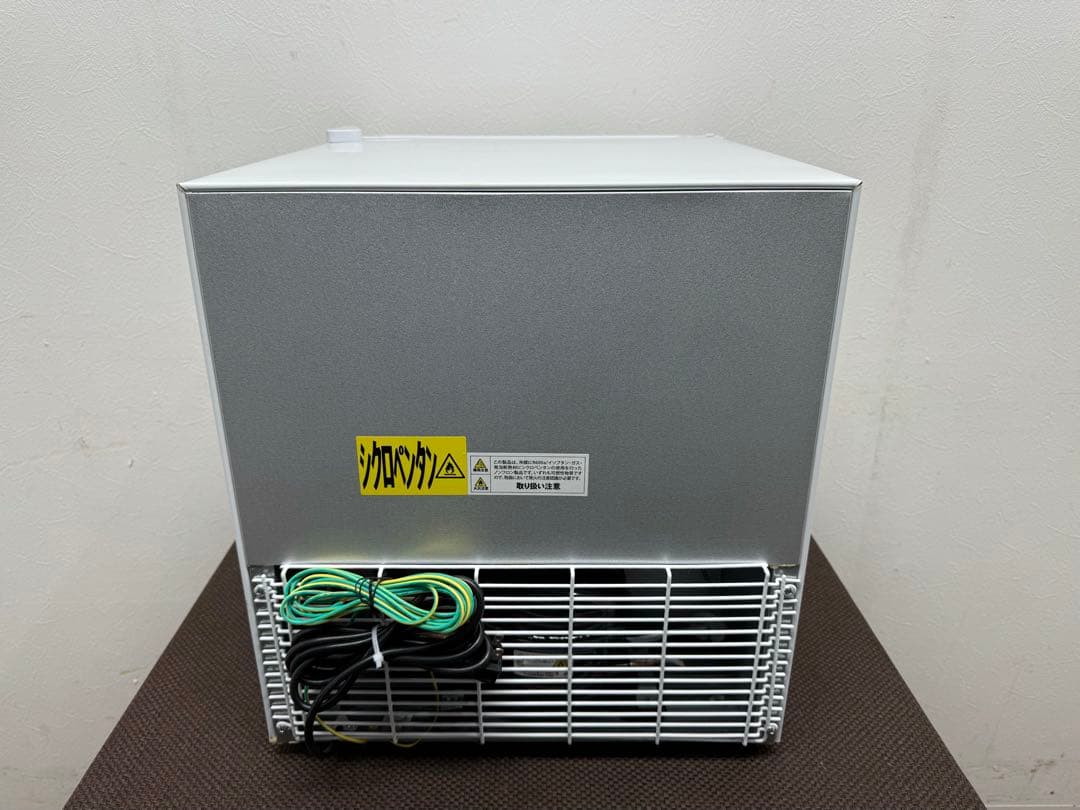 美品　アビテラックス　冷蔵庫　４５L　右開き　２０２２年製　AR-45KS