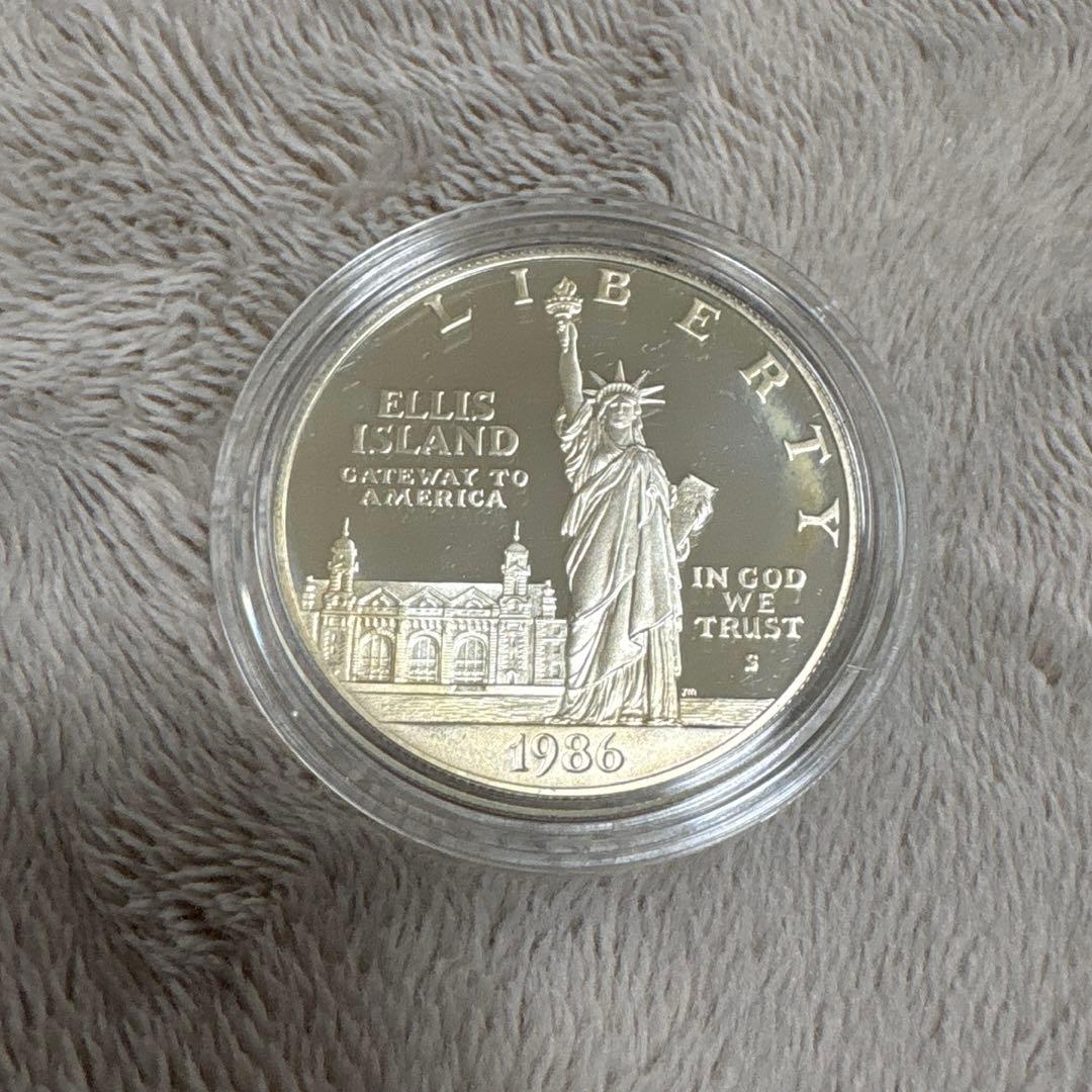 1986年-1986 リバティー記念硬貨銀製1ドル ONE DOLLAR