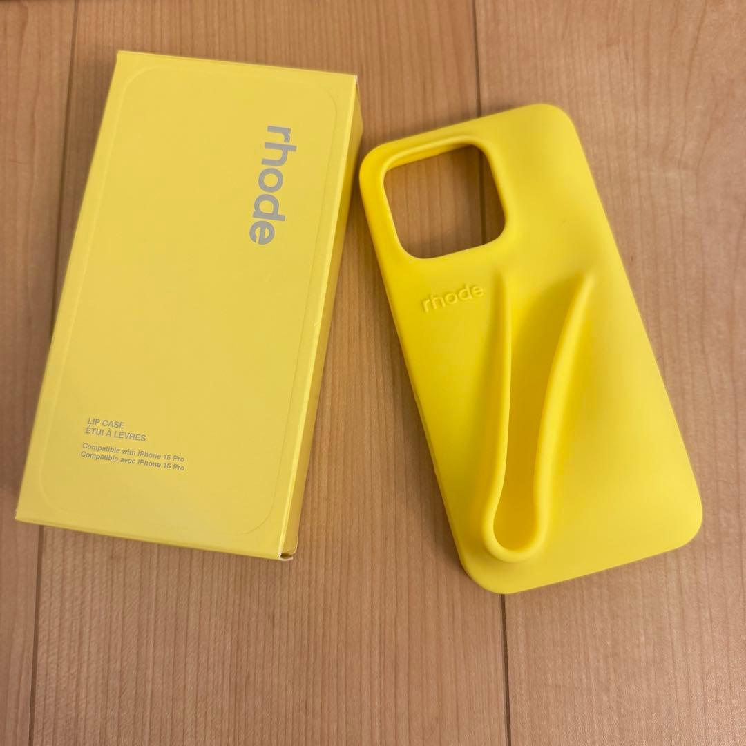 rhode summer lip case イエロー　新品iPhone16pro