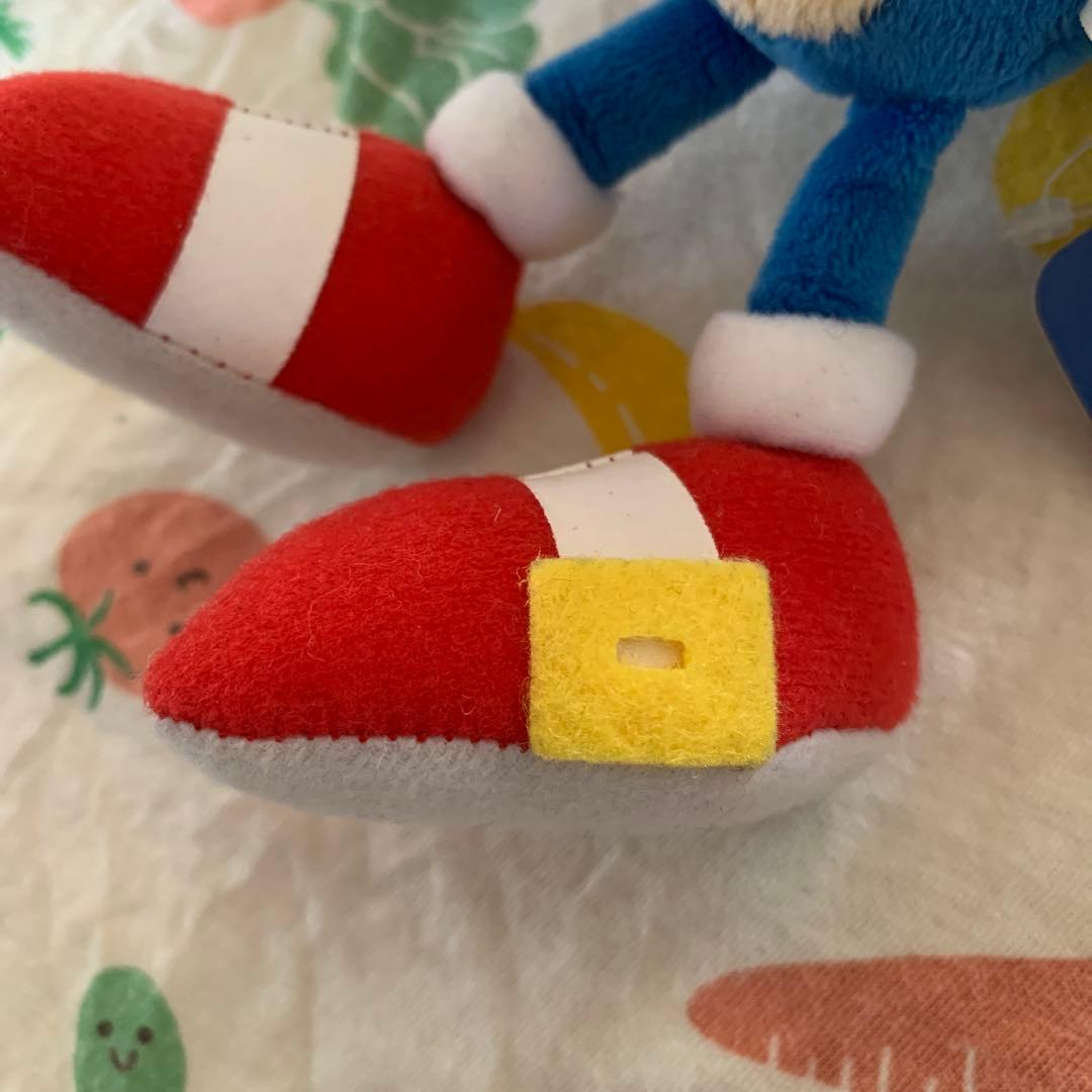 SONIC SEGAソニックザヘッジホッグ　ぬいぐるみ　三英　S