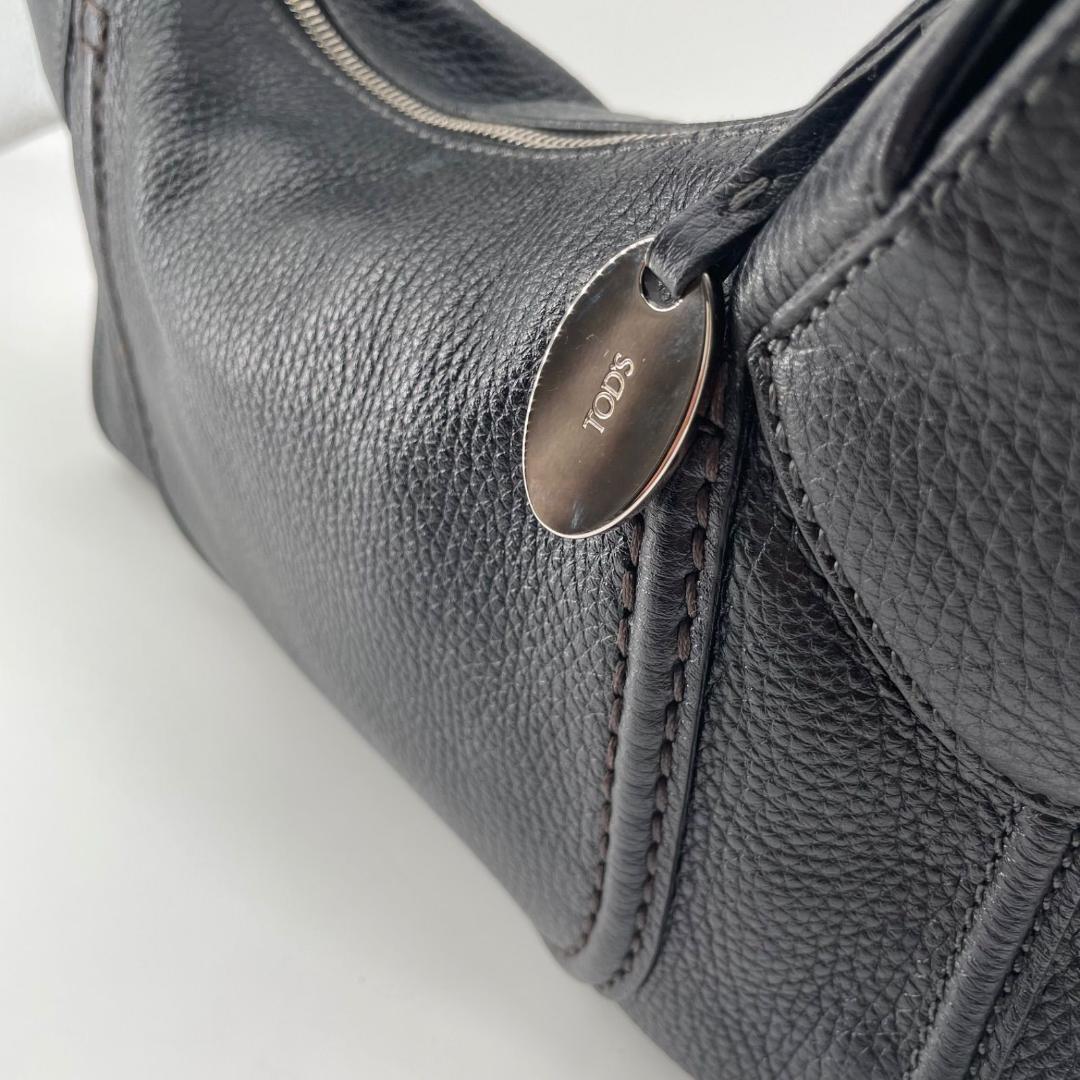 12496✨トッズ ミキー ワンショルダーバッグ 金具 レザー ハンドバッグ