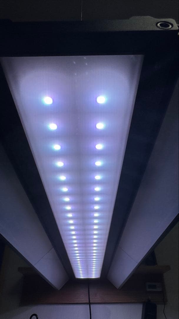 D*K様 Chihiros WRGB2 90SLIM 吊り下げキット付き　LED