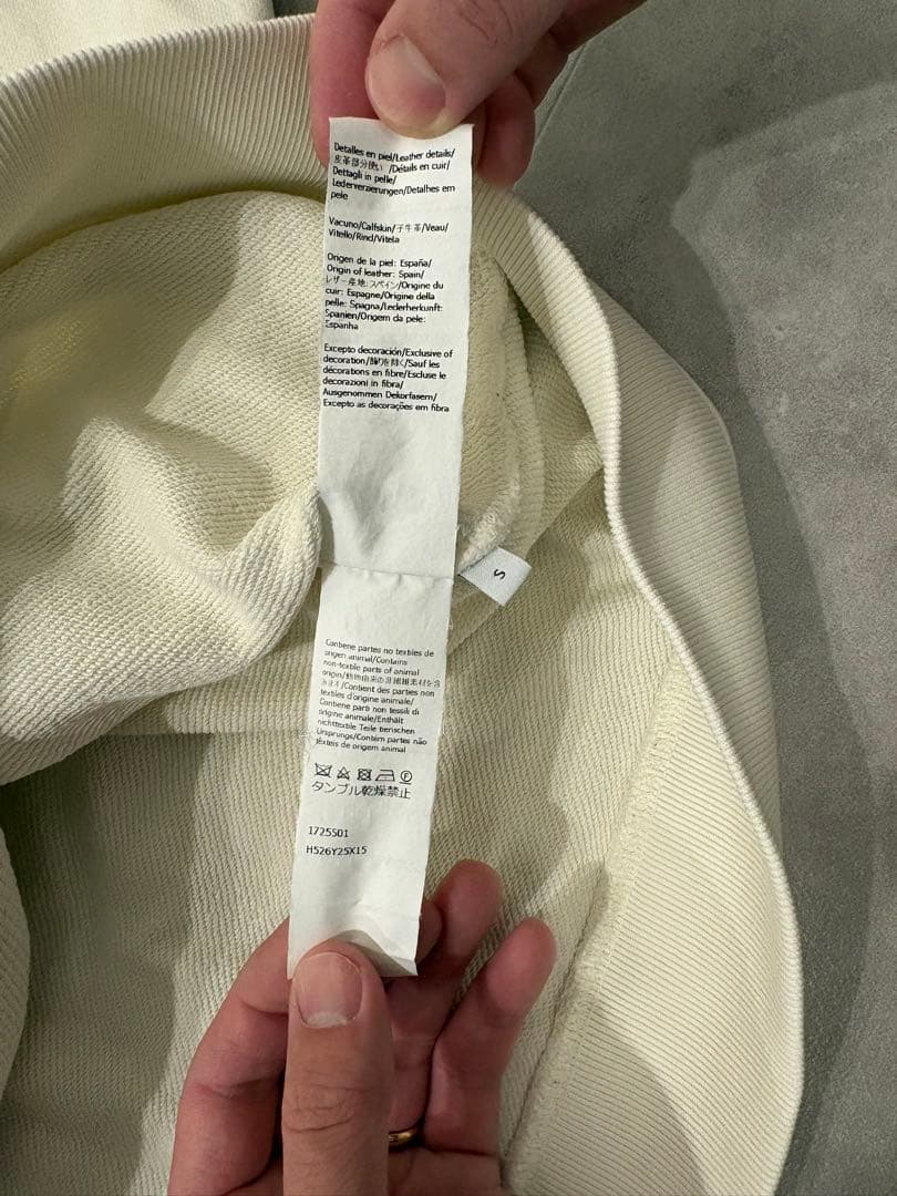 ロエベ　アナグラムレザーパッチフーディー