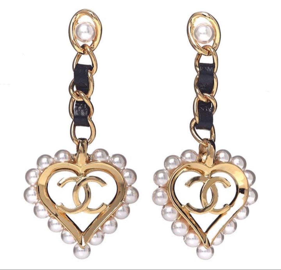 激レア　即完売　CHANEL パール×ハートピアス　お値下げ