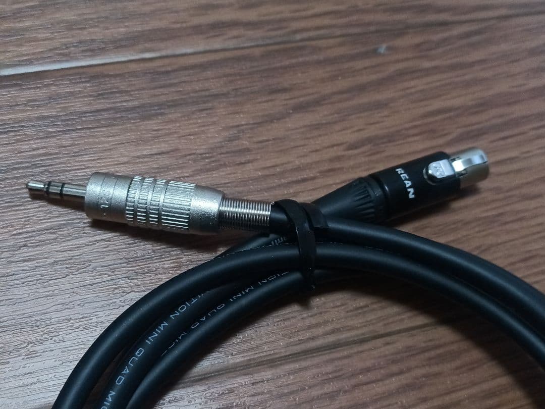 AKG K271 STUDIO リケーブルつき