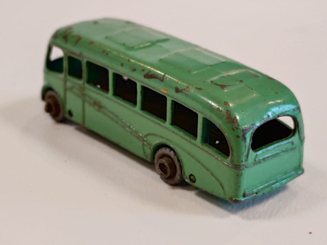 ミニカー MATCHBOX No.21 a Bedford Coach 1st