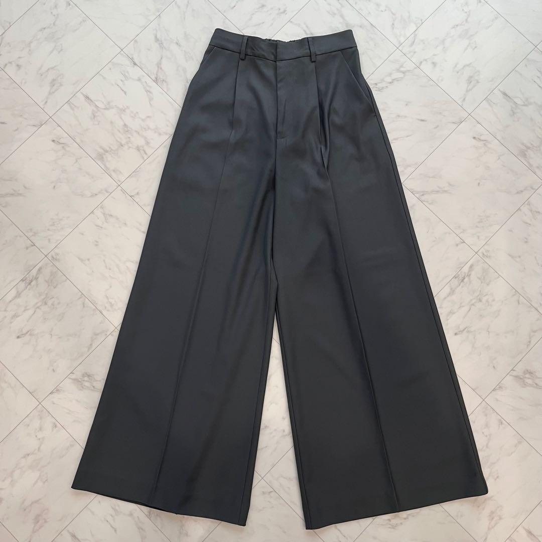 美品✨niana アシンメトリービスチェ&ワイドパンツセットアップ パンツドレス