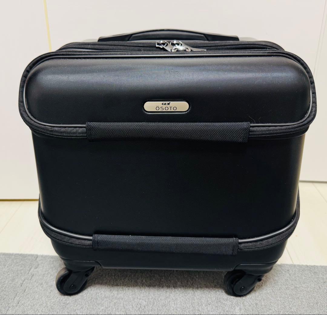 OSOTOキャリー ローラーS ブラック