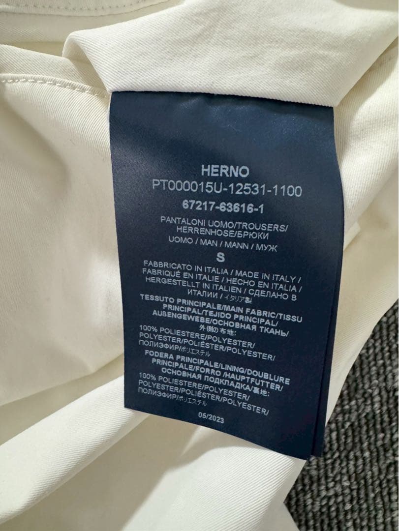 HERNO ヘルノ コットンフィールパンツ ホワイト