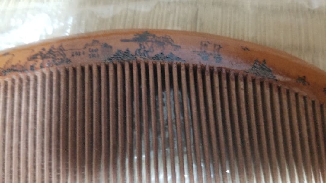 極希少品　中国　アンティーク★木製彫刻櫛 　コレクション品　天然木　古玩