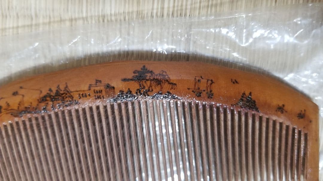 極希少品　中国　アンティーク★木製彫刻櫛 　コレクション品　天然木　古玩