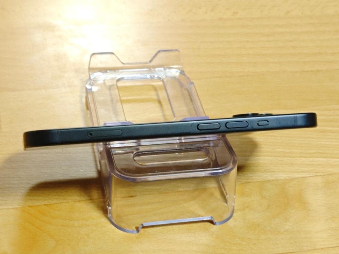 iPhone15 128GB ブラック SIMフリー 純正バッテリー87%