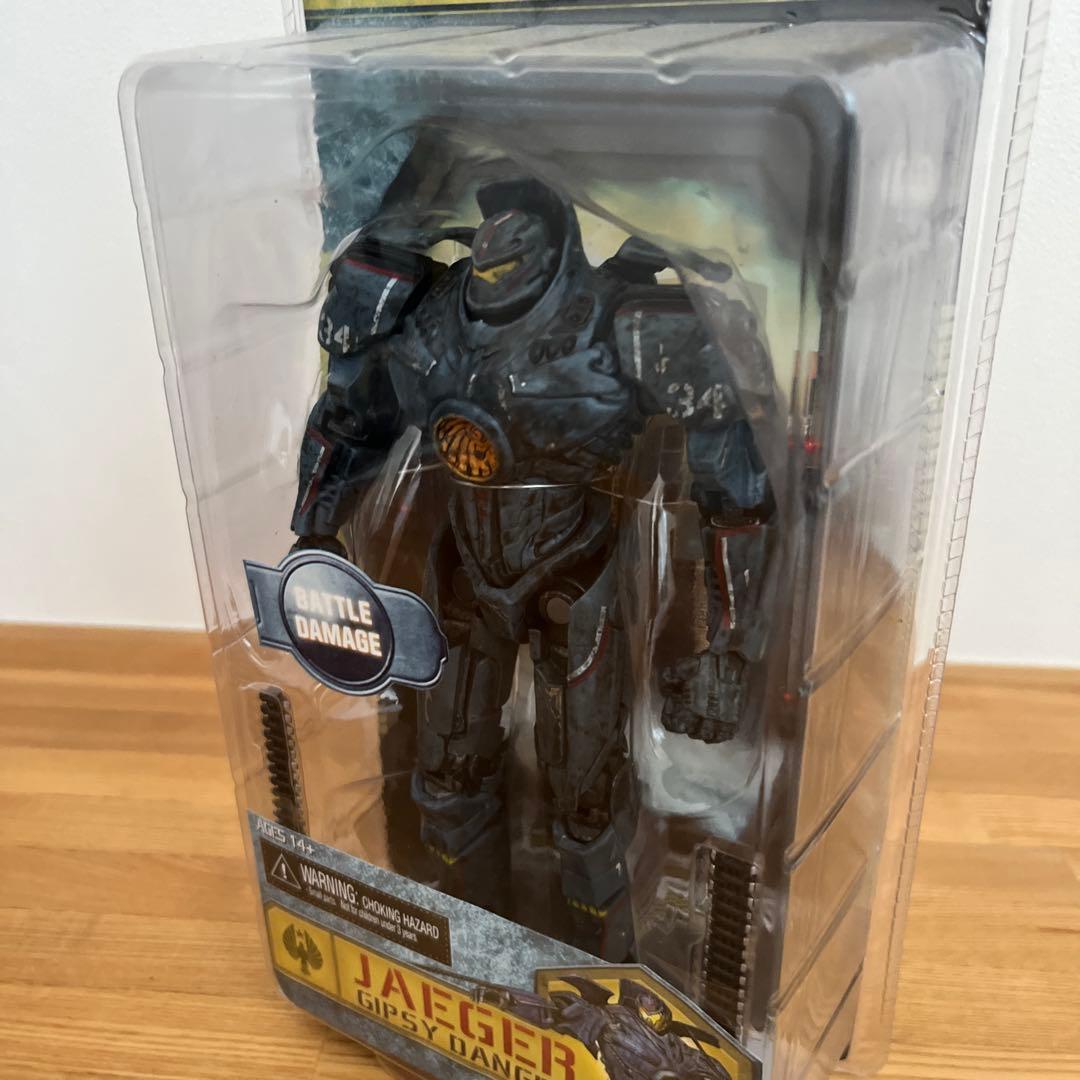 NECA 『パシフィック・リム』 ジプシー・デンジャー (バトルダメージ