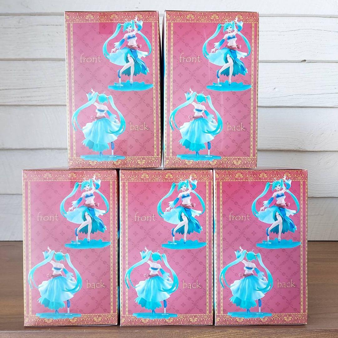 初音ミク　フィギュア　AMP　アラジンver