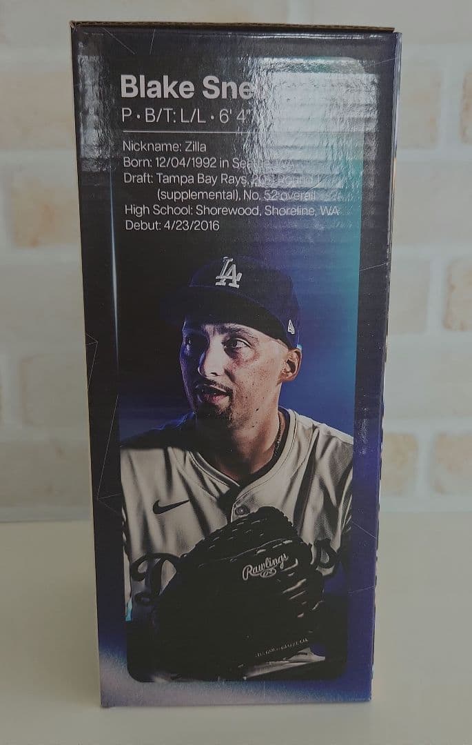 6/16ドジャースタジアム限定配布　ブレイク・スネル投手ボブルヘッド人形