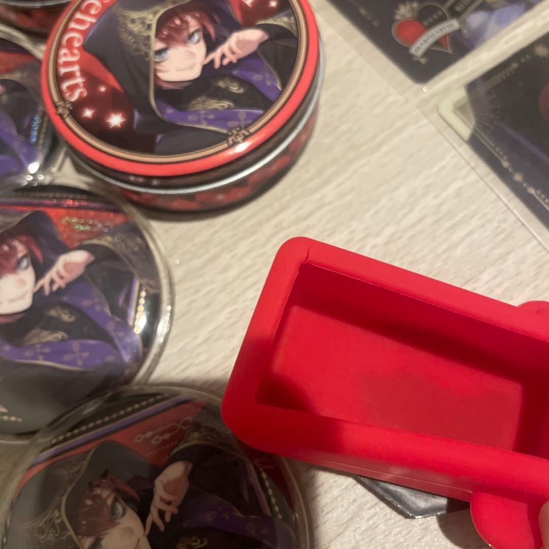 ツイステ リドルグッズ 缶バッジ53個＋その他グッズ