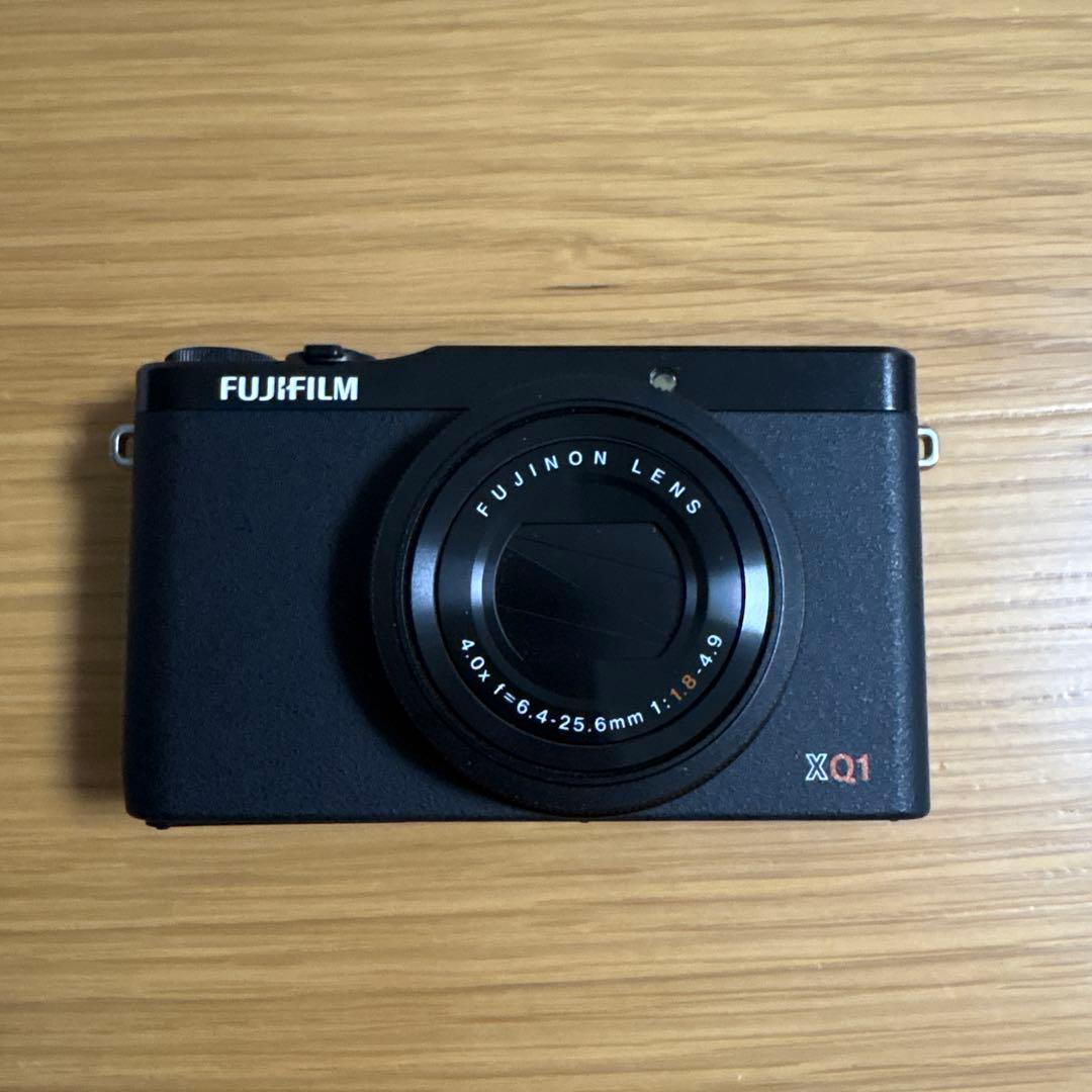 FUJIFILM （富士フイルム）XQ1 デジタルカメラ ブラック