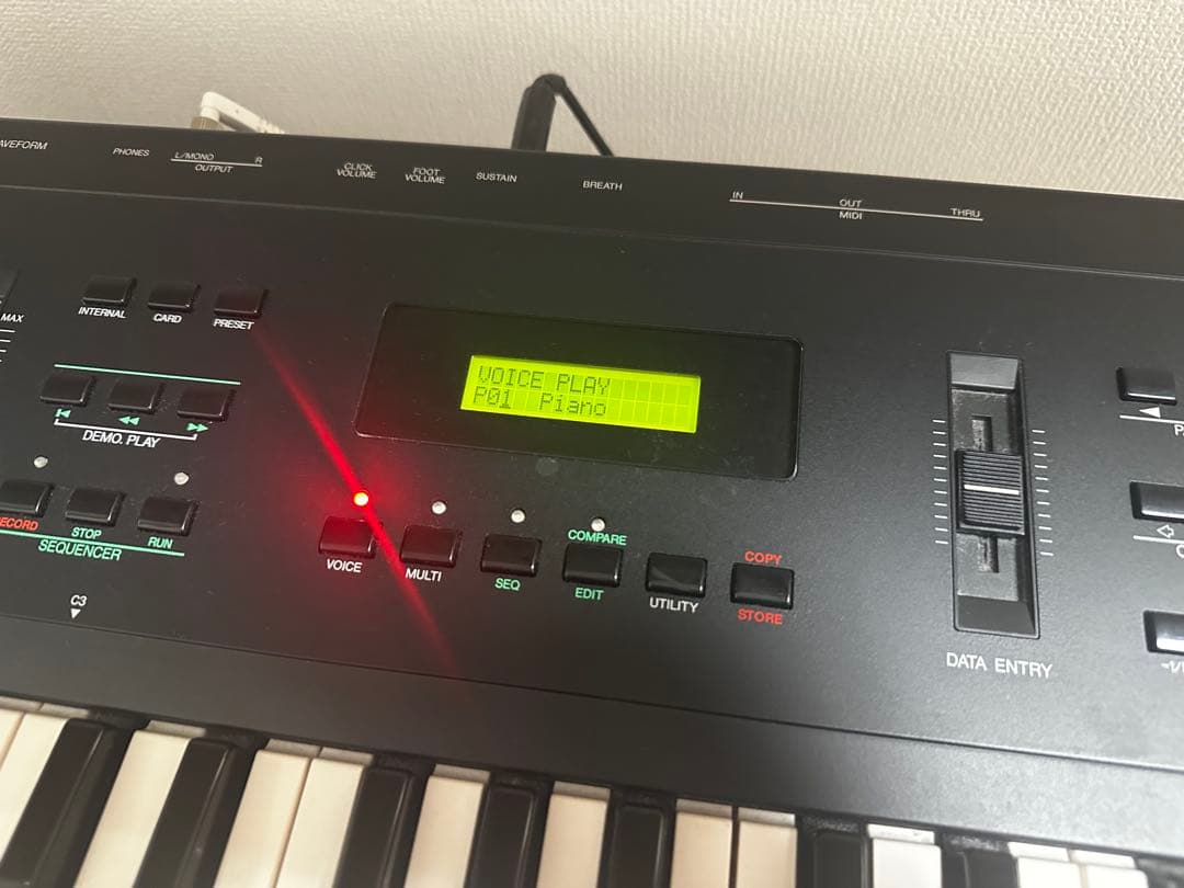 YAMAHA SY55 シンセサイザー