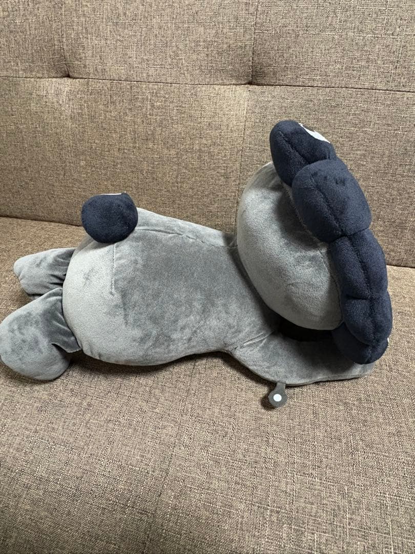 ミャクミャク　這い型ぬいぐるみ　Lサイズ　黒　ブラック