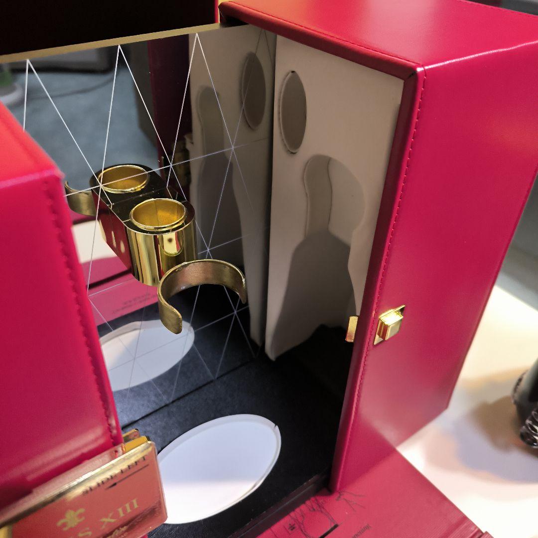 レミーマルタン最高峰　ルイ13世 観音開き、専用箱、外箱、冊子、替え栓付きセット