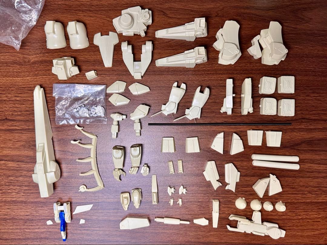 1/144 ガンダム Mk-V ガレージキット モデルグラフィックス