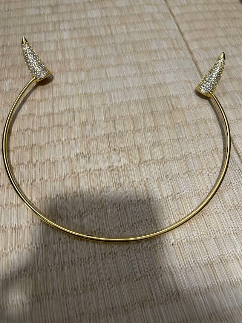 セール中！訳ありお得　ディアマンテホーンティアラ ゴールド オーブ