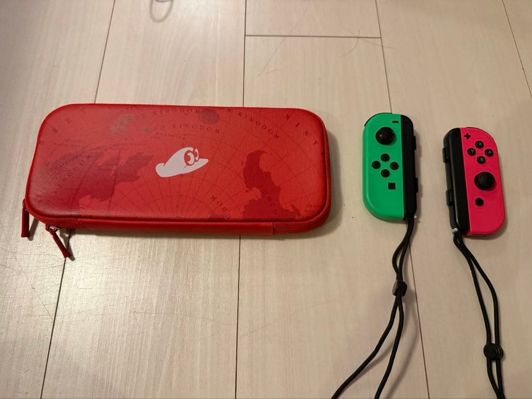 Nintendo Switch 本体 赤 Joy-Con、専用ケース付き